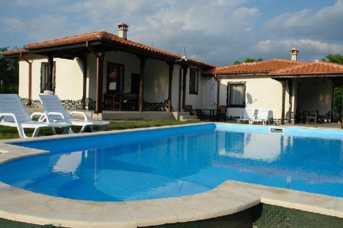 Madara Omaya Guest House Εξωτερικό φωτογραφία